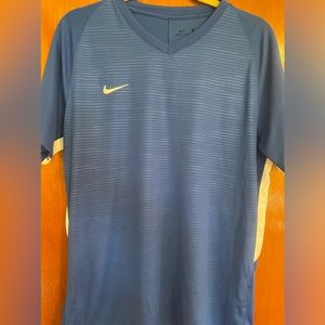 Men’s dri fit Nike V neck shirt